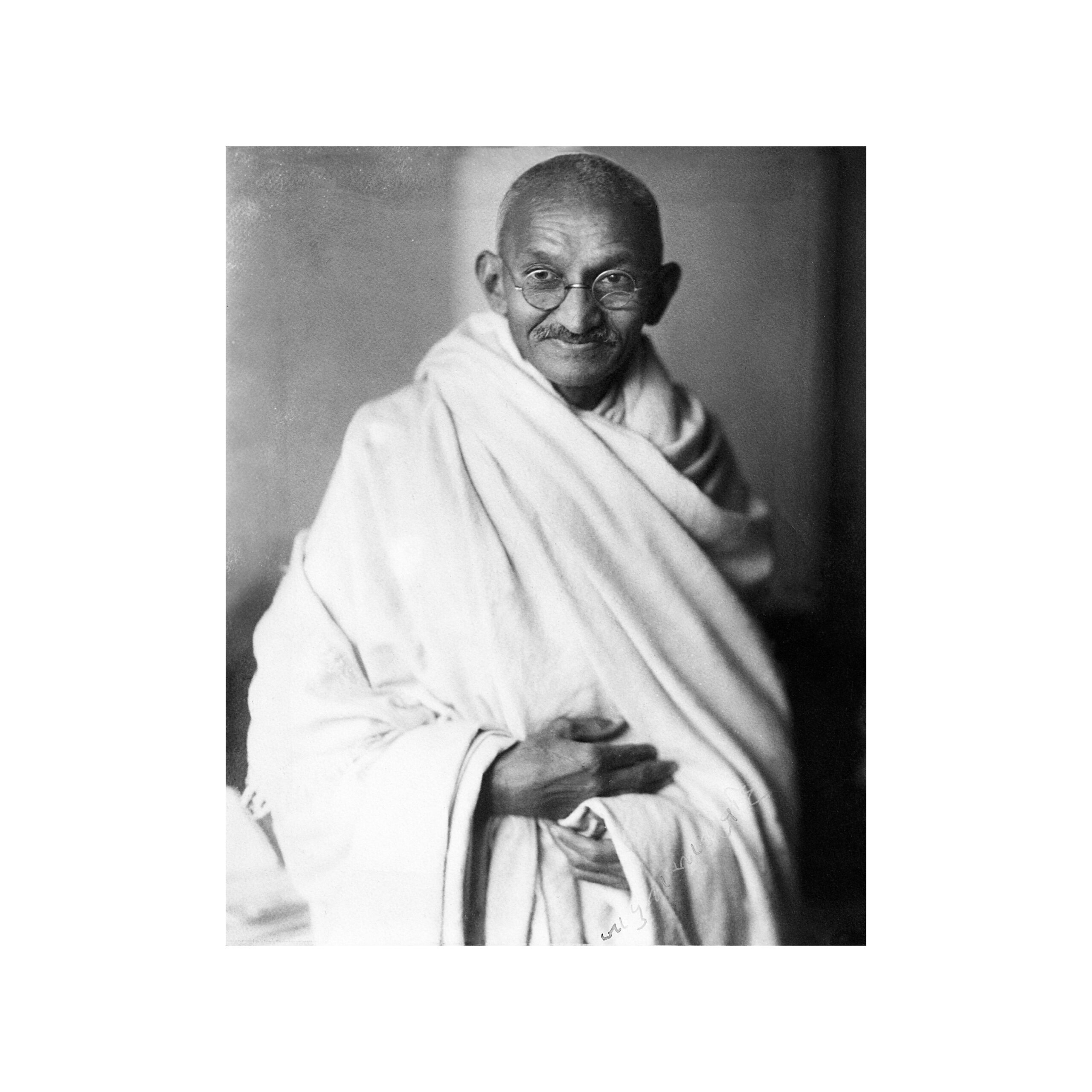 भारतीय राजनीतिक आकाश के सूरज हैं गांधी