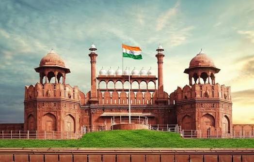 कर्तव्य की याद दिलाता स्वतंत्रता दिवस